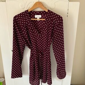 Motherhood maternity polka dot blouse, size medium. Burgundy.